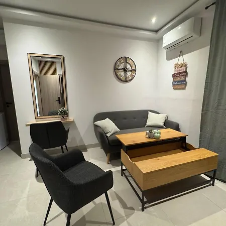 Limitless Χερσόνησος